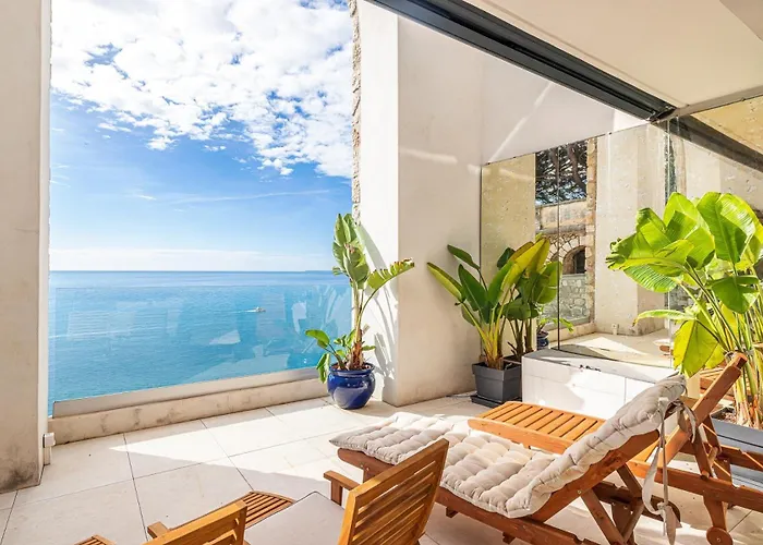 Superbe Cap De * ניס